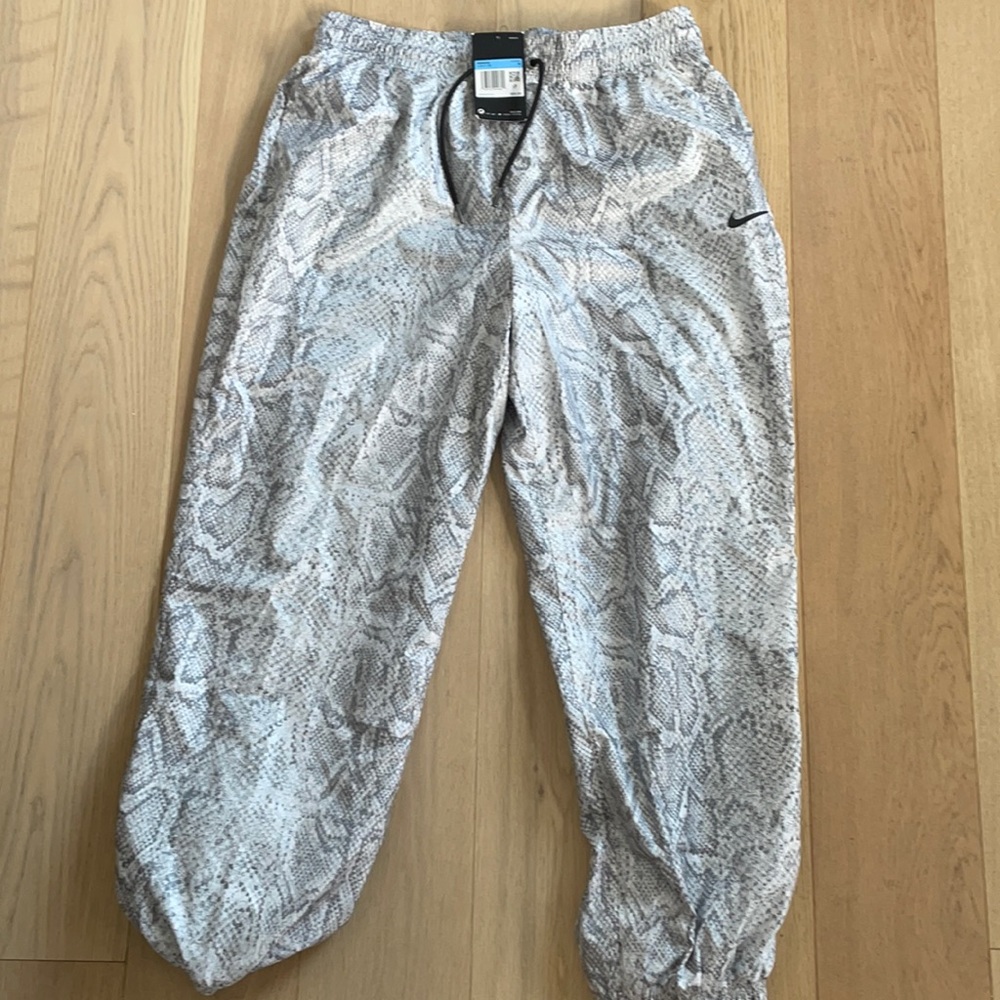 Brand new Nike snakeskin joggers - med - revolve